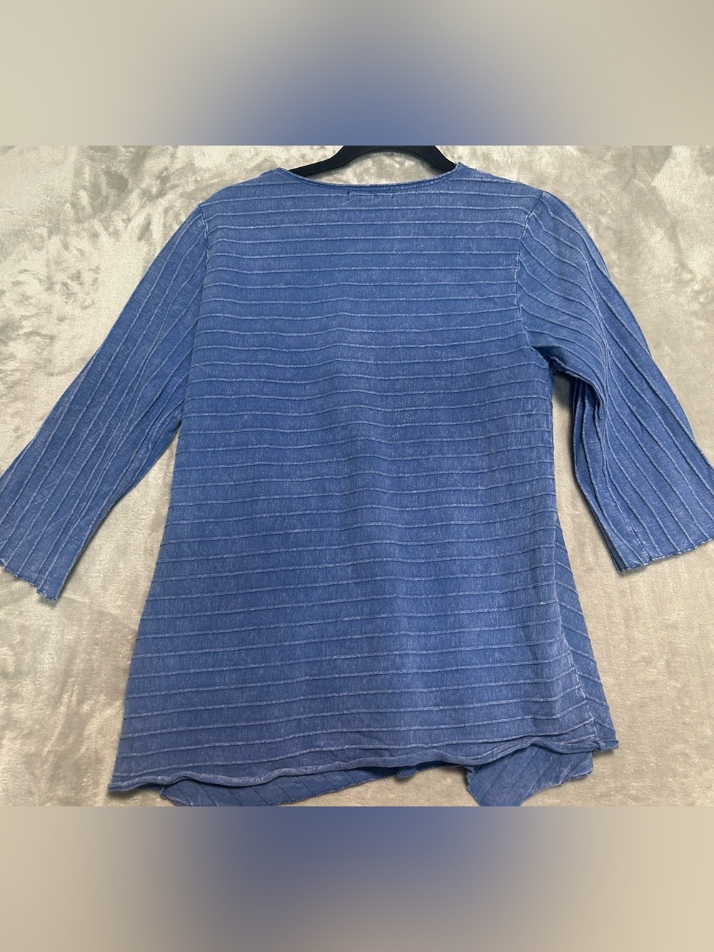 Orvis VTG 3/4 Sleeve Blouse Top Women’s Small Blue Textured Asymmetrical - Picture 2 of 7